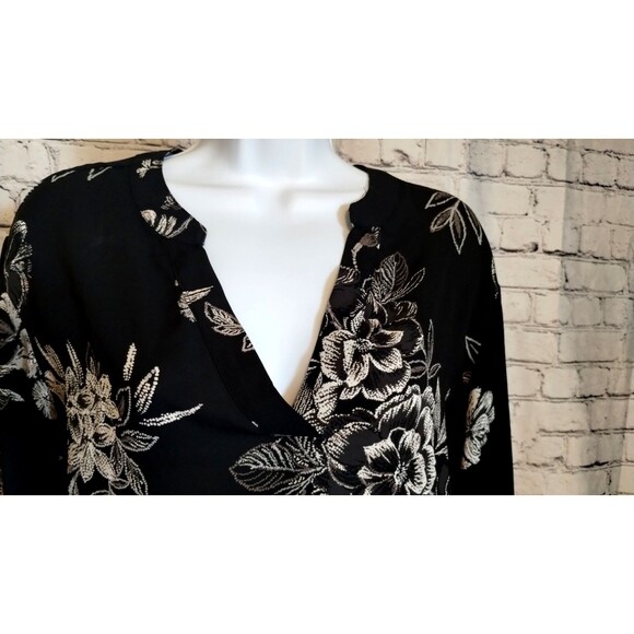Maurices Women's Tunic Blouse Black White Flowy V-Neck Long Sleeve Floral Small - Picture 3 of 9